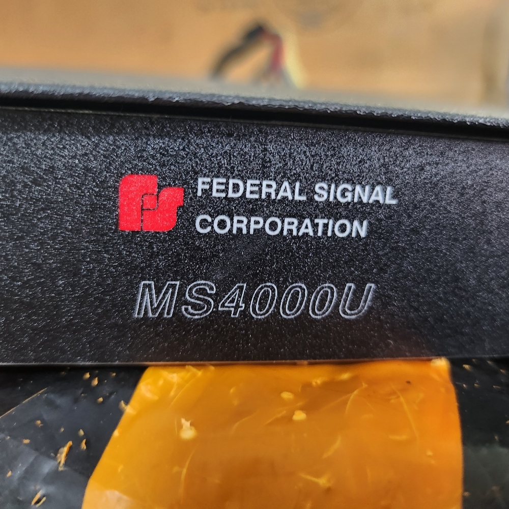 MS4000U Federal Signal control